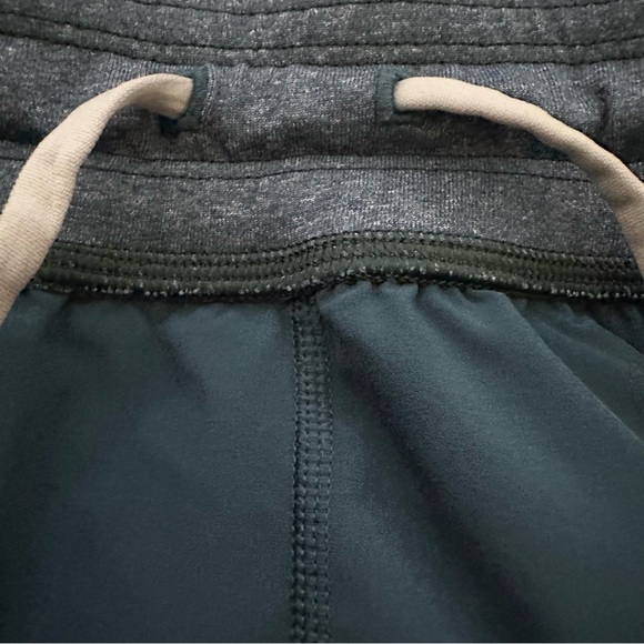 Lululemon T.H.E. Shorts Men's Small S 11" Inseam‎ Linerless Code Blue Workout - Picture 6 of 7